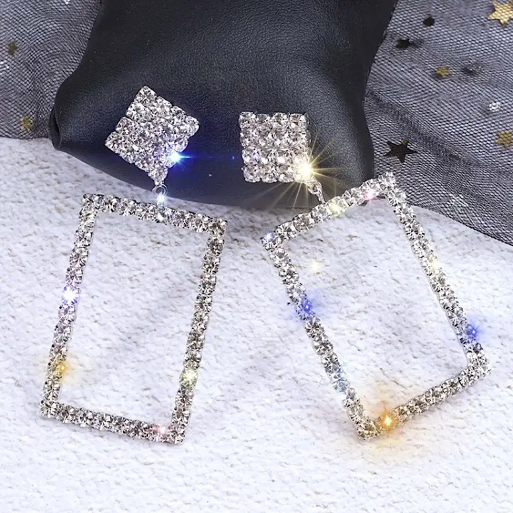 ⚜️[𝟯/$𝟭𝟴]⚜️NEW 925 Large Rhinestone Rectangular Drop Earrings - Picture 2 of 6